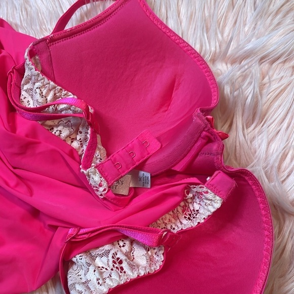 Vintage Victoria’s Secret Fuchsia Pink Babydoll Lace Bra Lingerie Size 34C - Picture 6 of 7